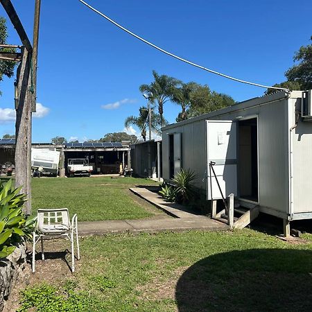 Gundy Pub & Caravan Park Gundiah エクステリア 写真