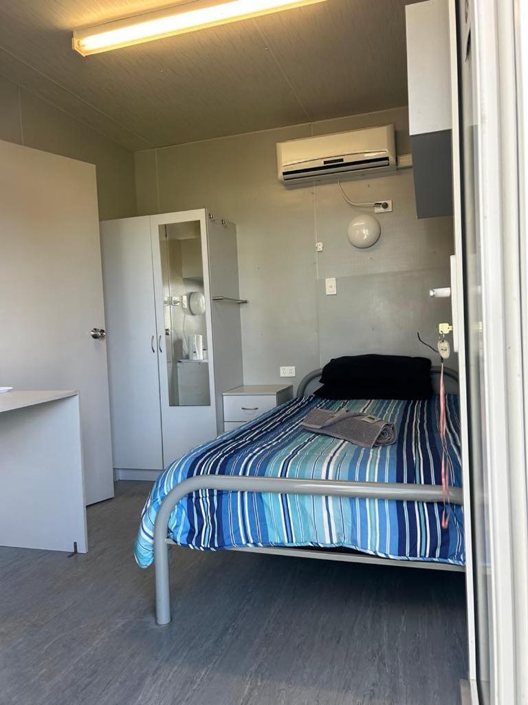 Gundy Pub & Caravan Park Gundiah エクステリア 写真