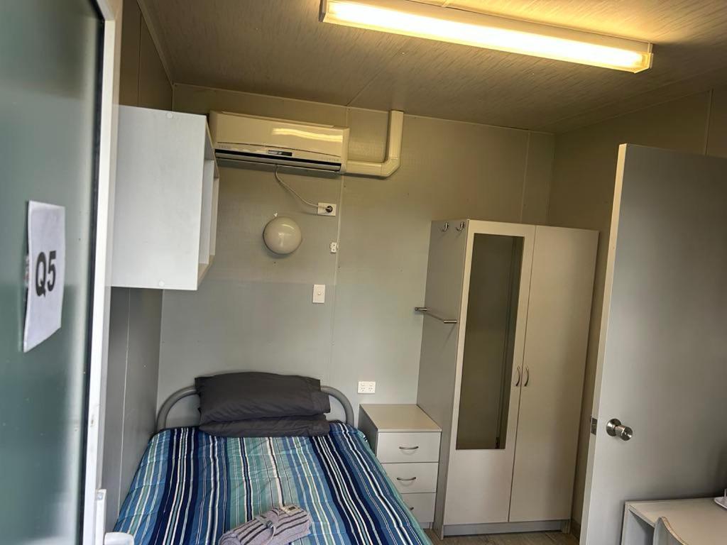 Gundy Pub & Caravan Park Gundiah エクステリア 写真