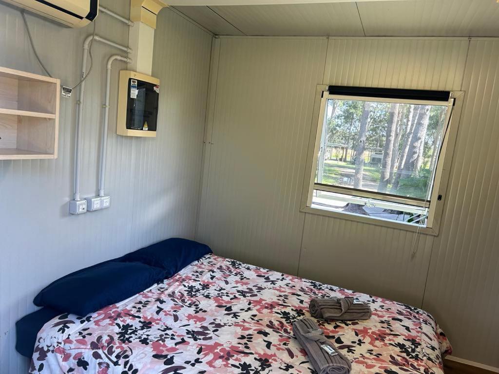 Gundy Pub & Caravan Park Gundiah エクステリア 写真