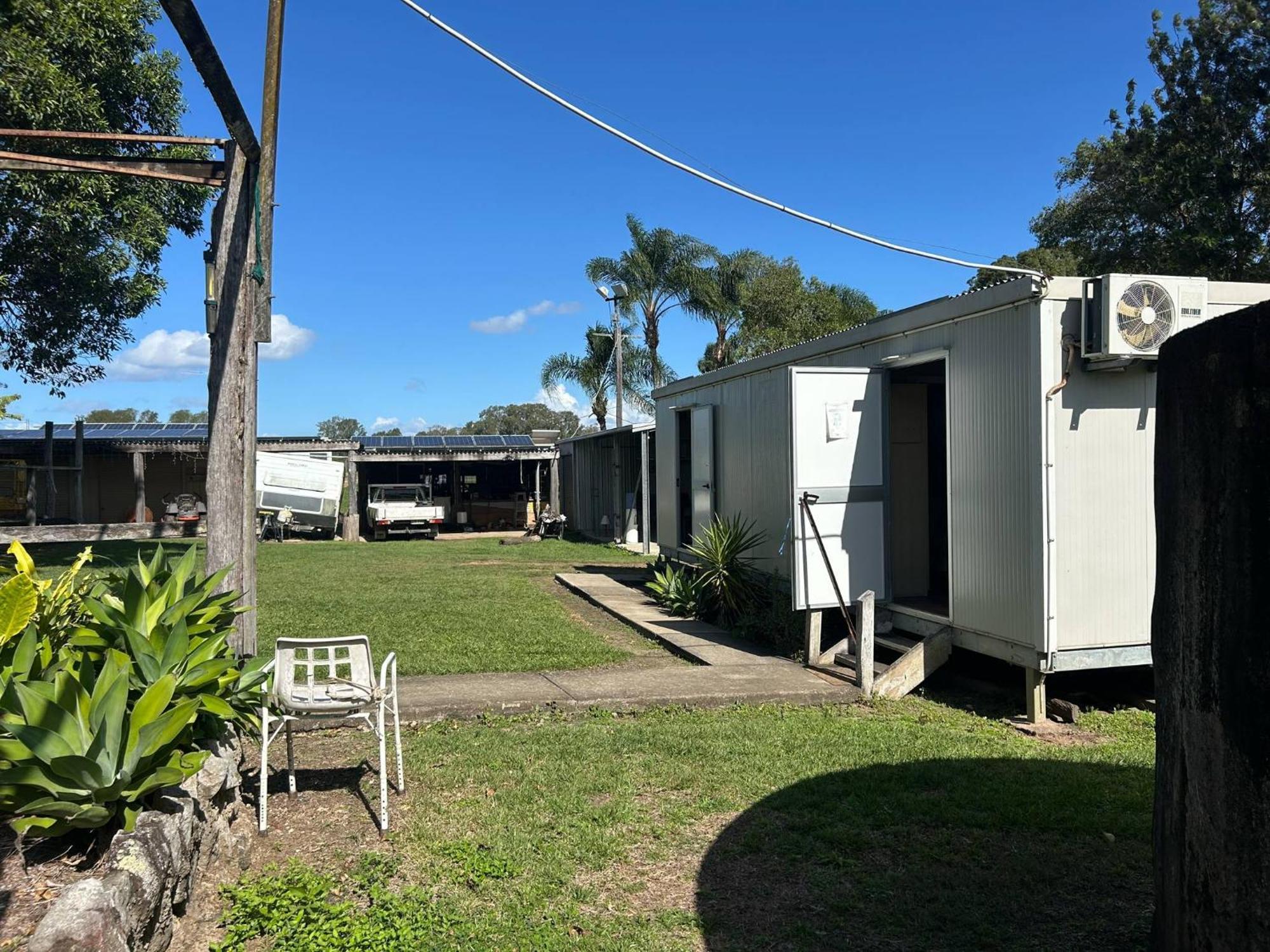 Gundy Pub & Caravan Park Gundiah エクステリア 写真